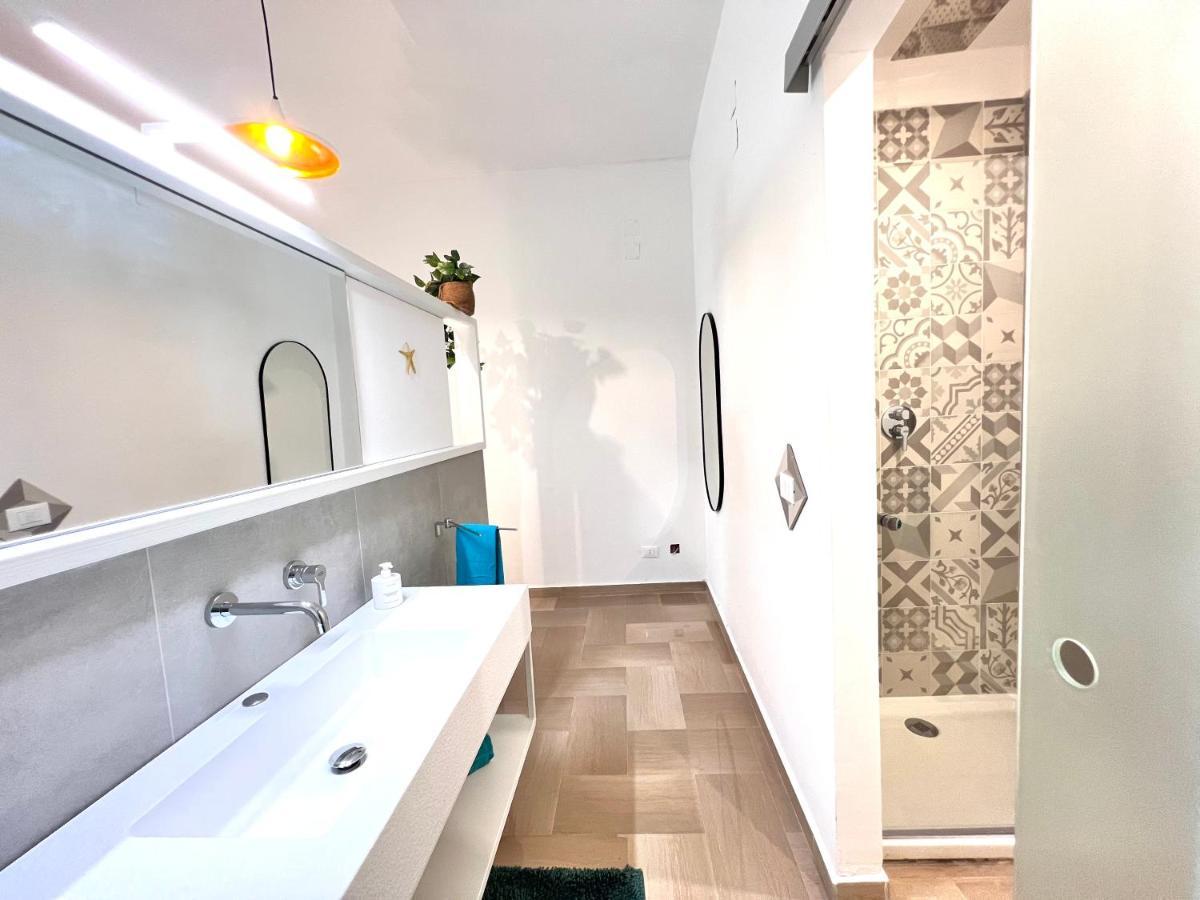 Villa Di Nera Apartments Palermo Bagian luar foto